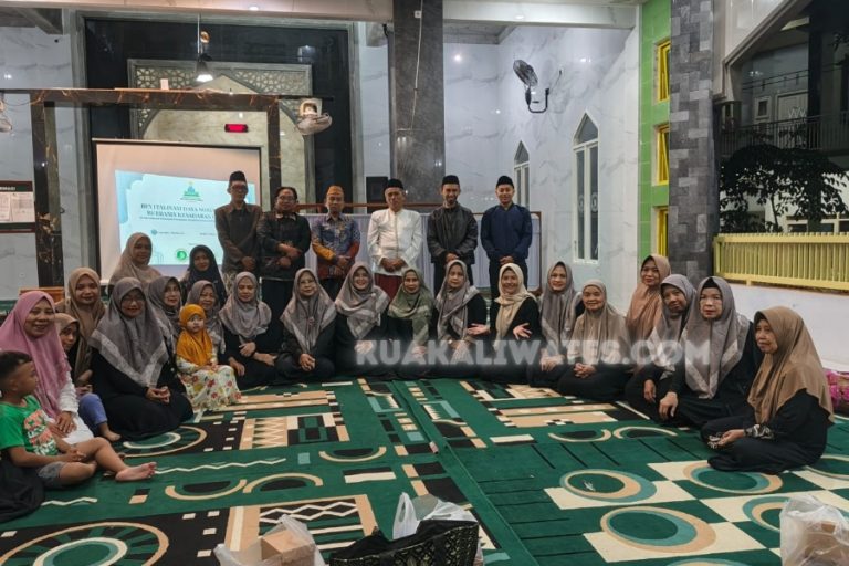 Tingkatkan Sumber Daya Masjid! Akademika UIN KHAS Gandeng Sivitas KUA Kaliwates Kuatkan Peran Perempuan
