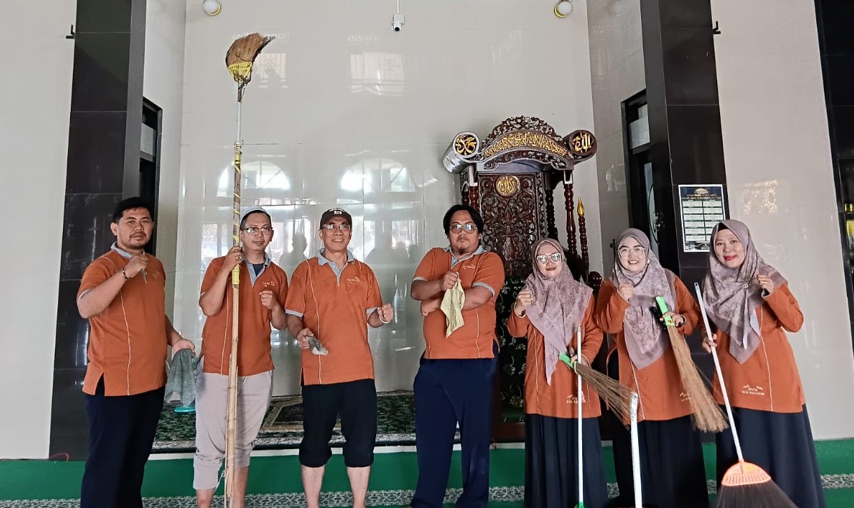 Demi Kuatkan Masjid Sebagai Pusat Peradaban, KUA Kaliwates Ikut Semarakkan GEBER MAS Serentak